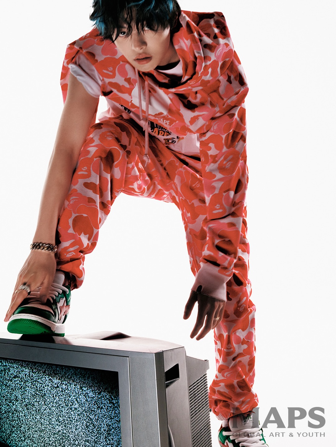 Leo for MAPS JAPAN Summer Issue with A BATHING APE, photo 15 of 15